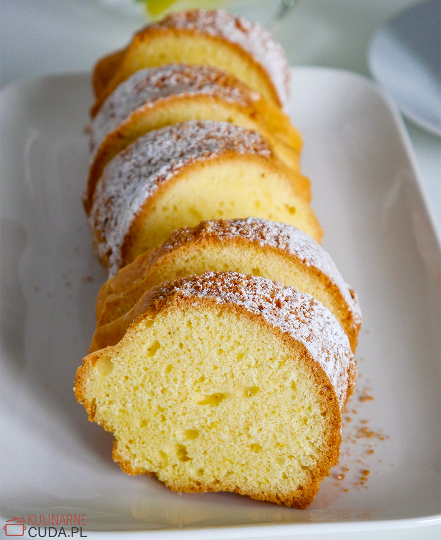 Ekspresowa babka cytrynowa